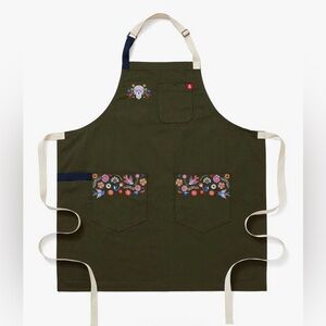 Hedley & Bennett Essentials Apron Holiday Dia de los Muertos